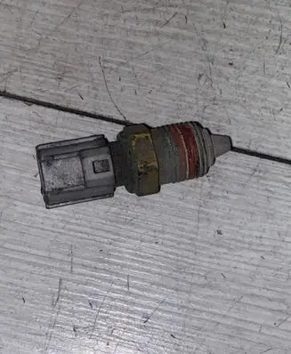 Air conditioning (A/C) pressure sensor