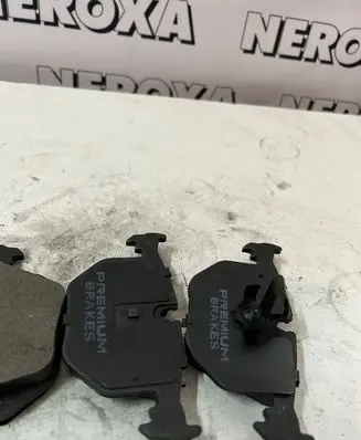 BMW Z8 E52 Brake pads (rear) LP1143