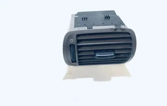 Audi A3 S3 8L Dash center air vent grill 8l0820901