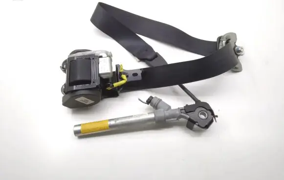 Peugeot 4007 Front seatbelt