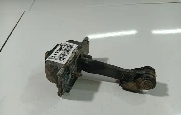 Mercedes-Benz ML W163 Rear door check strap stopper
