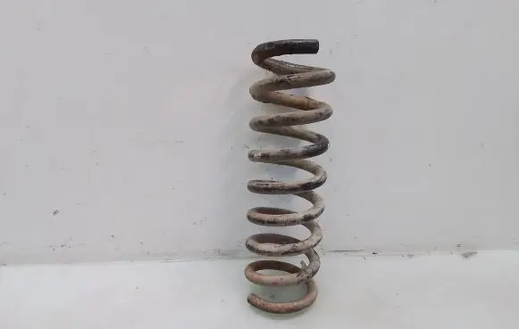 Mercedes-Benz E W210 Rear coil spring