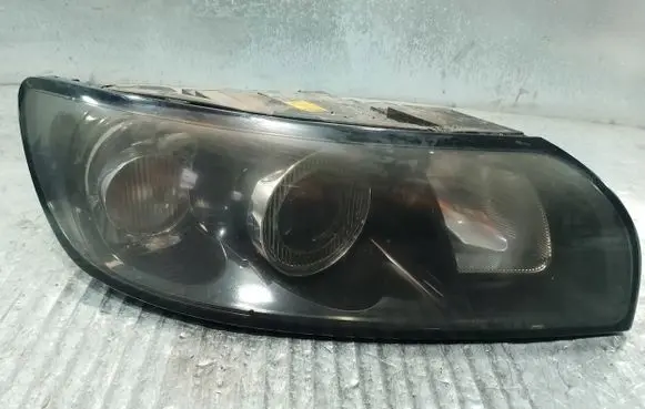 Volvo V50 Headlight/headlamp