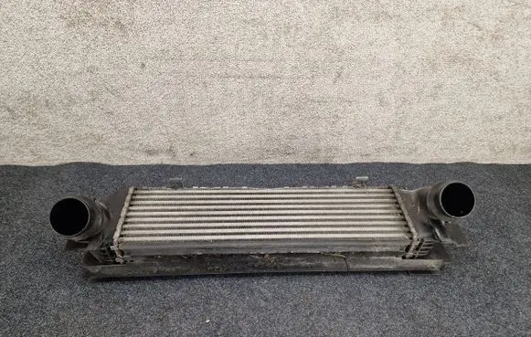 BMW 4 F32 F33 Intercooler radiator 7600530