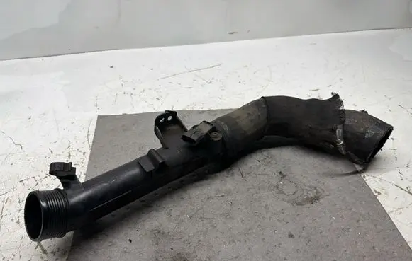 Volvo V60 Intercooler hose/pipe 31368609