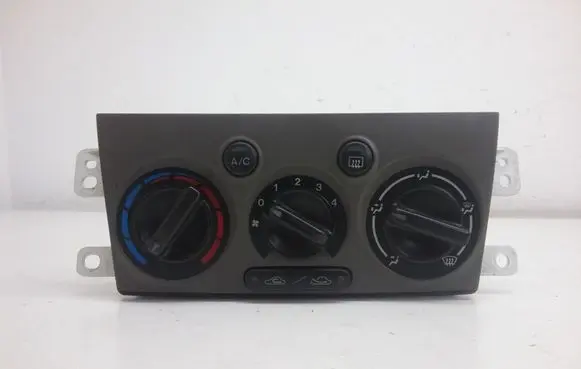 Mazda Premacy Climate control unit CB08A CB08A0D17 0D17