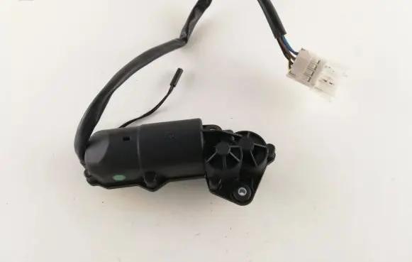 Mercedes-Benz E W212 Curtain motor 9918010435 KL1785