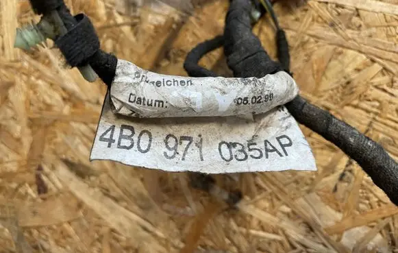 Audi A6 S6 C5 4B Rear door wiring loom 4B0971035AP