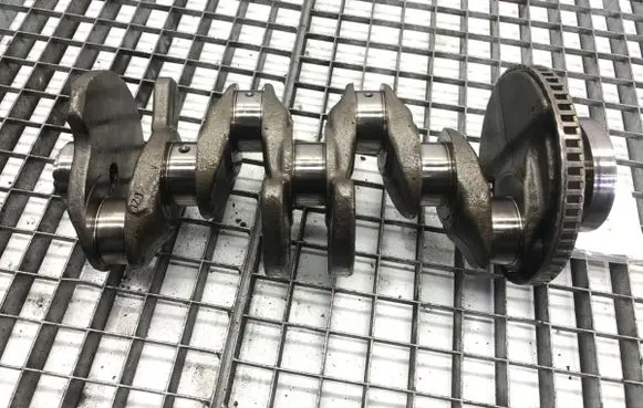 Audi A5 8T 8F Crankshaft CJE