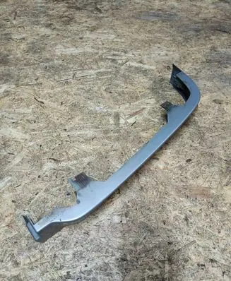 Volvo 850 Under headlight/headlamp trim 9151231 9151229