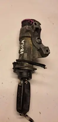 Skoda Fabia Mk1 (6Y) Ignition lock 7100461