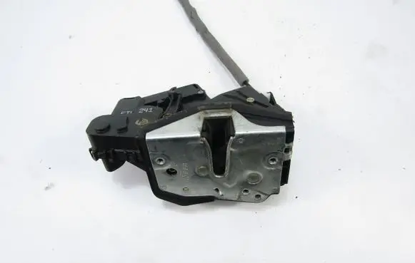 BMW 3 E36 Front door lock 