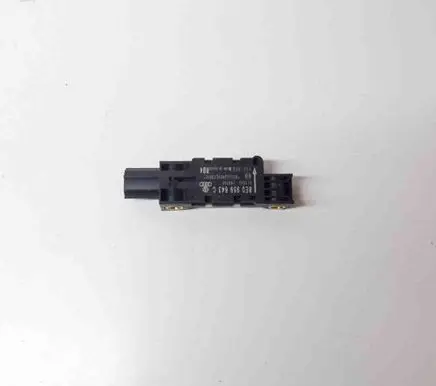 Audi A4 S4 B7 8E 8H Airbag deployment crash/impact sensor 8E0959643C