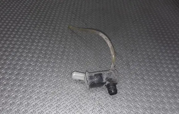 Mitsubishi Lancer Windscreen/windshield washer pump