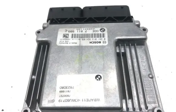BMW X3 E83 Engine control unit/module ECU 7811999