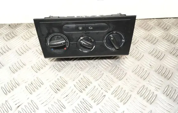 Audi A3 S3 8P Climate control unit 8P0858969