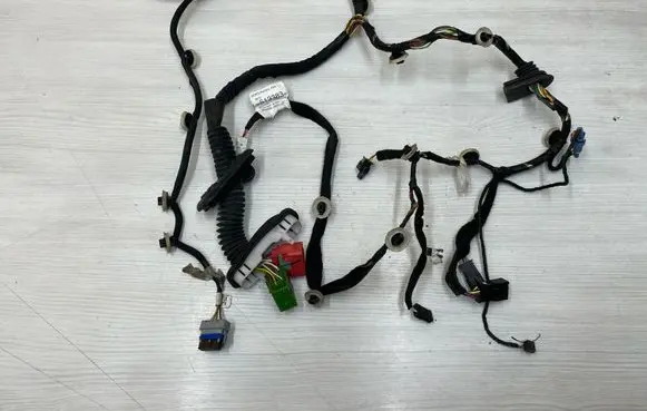 Peugeot 2008 II Front door wiring loom 9851338380