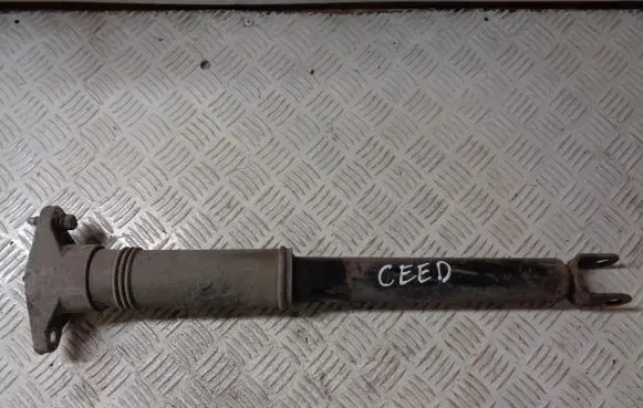KIA Ceed Rear shock absorber/damper 553101H201