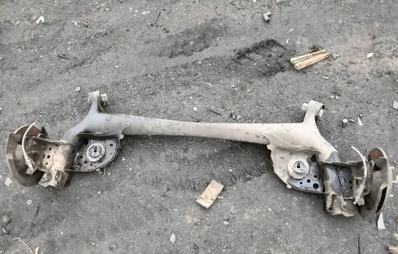 Mazda CX-30 Rear axle beam with reductor DFR528B0XF