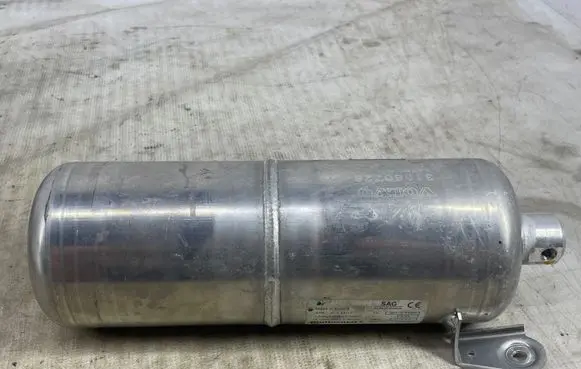 Volvo XC90 Air suspension tank/reservoir 31492461 31360726