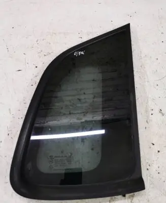 Hyundai Tucson JM Rear side window 878202E000