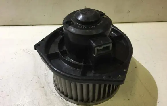 Nissan Sunny Heater fan/blower 12vk112361840