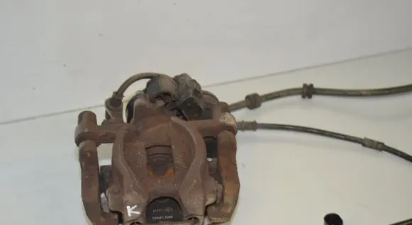 BMW 2 F45 Rear brake caliper 6883033 34206883033 34216860397