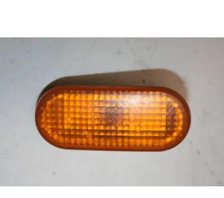 Volkswagen Golf IV Front fender indicator light 3B0949117B