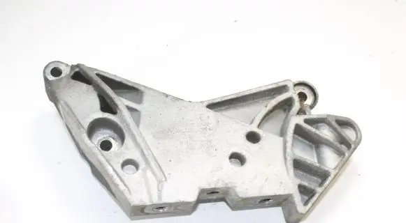 Skoda Superb B6 (3T) Engine mounting bracket 06J199207F