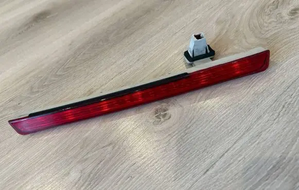 Mercedes-Benz C W203 Third/center stoplight A2038201556 998103880 2038201556