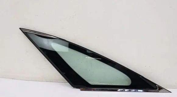 Toyota Avensis T250 Front triangle window/glass 1274739363
