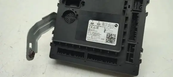 Hyundai Elantra VII Central body control module