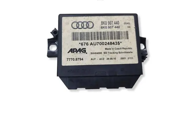 Audi Q7 4L Parking PDC control unit/module 8K0907440