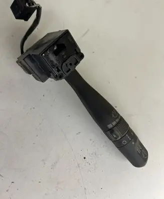 Land Rover Freelander Wiper switch M8669