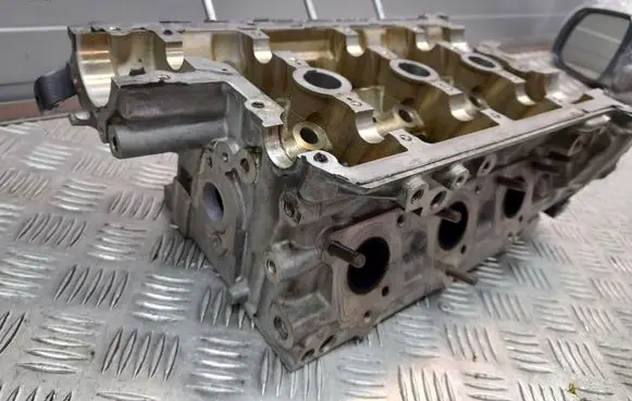 Audi A6 S6 C7 4G Engine head 06E103403M