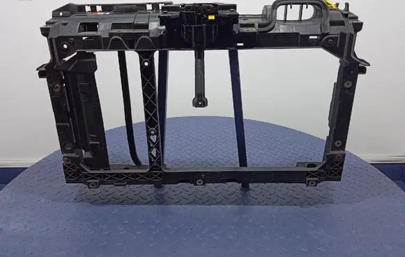 Ford Fiesta Front bodywork piece 8V51A16E146AE