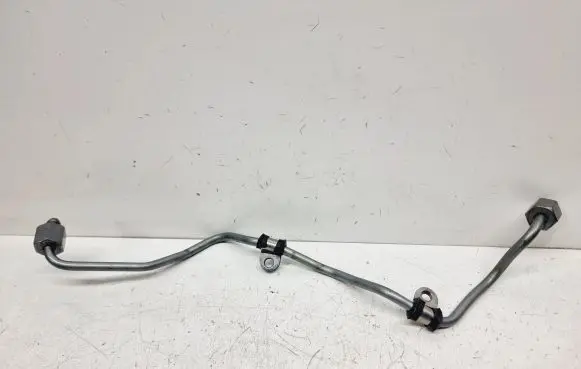 Fuel injector supply line/pipe