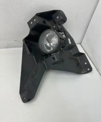 Ford Fusion II Fog light bracket DS7315267