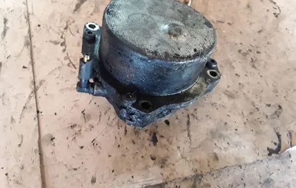 Toyota Corolla Verso E121 Vacuum pump 55205446 72902303