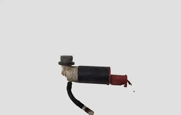 Toyota Avensis T250 Windscreen/windshield washer pump