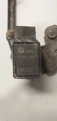 BMW 5 E60 E61 Rear height level sensor lever 1093697