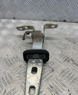 BMW X3 F25 Loading door upper hinge 