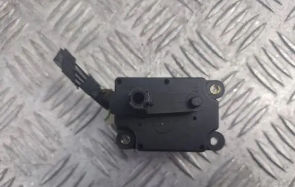 Volvo V70 Air flap motor/actuator 74931D 111200