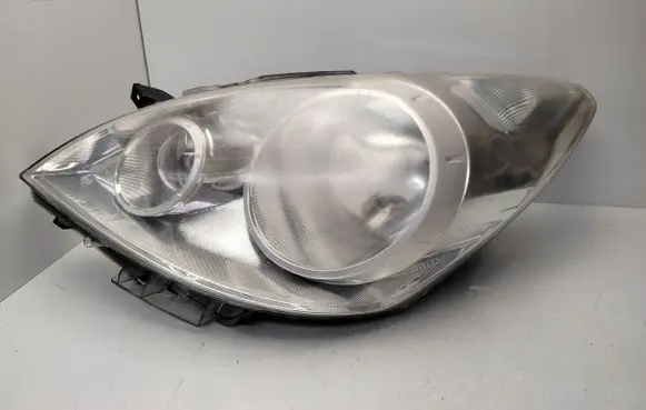 Nissan Note (E11) Headlight/headlamp 