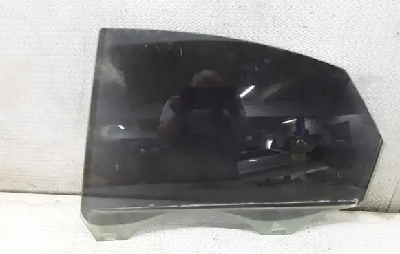 Volvo S40 Rear door window glass