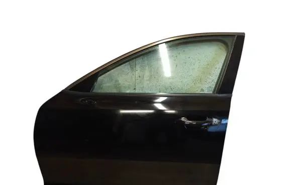 KIA Stinger Front door