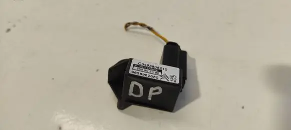 Peugeot 407 Airbag deployment crash/impact sensor C3493808212 550903000 9636982680