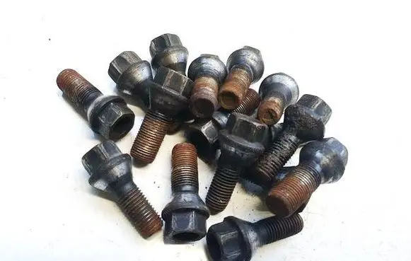 Mini One - Cooper R50 - 53 Nuts/bolts 