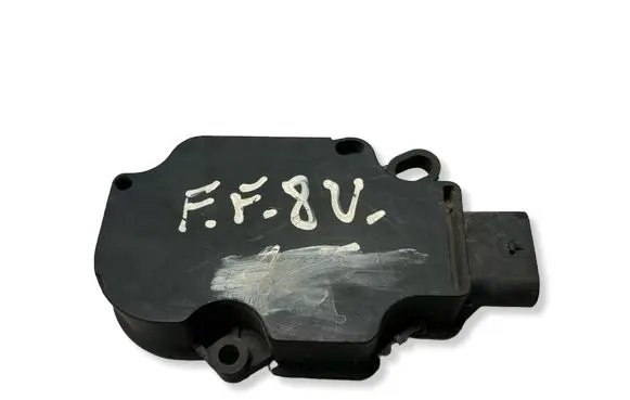 Ford Fusion II Air flap motor/actuator DS738476BB