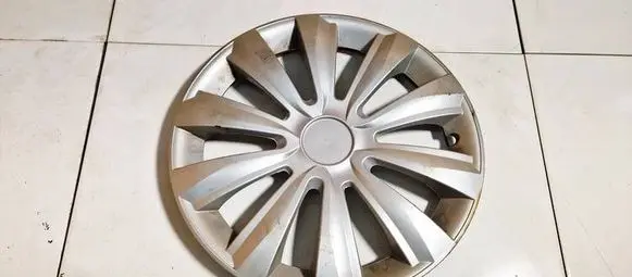 Fiat Bravo - Brava R14 wheel hub/cap/trim 